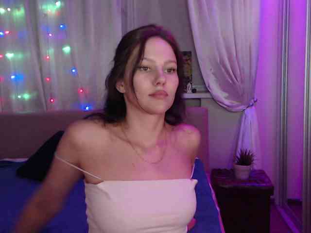 __--_-___---_-_-_- webcam