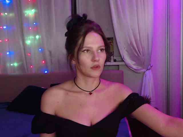 __--_-___---_-_-_- webcam
