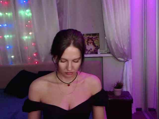 __--_-___---_-_-_- webcam