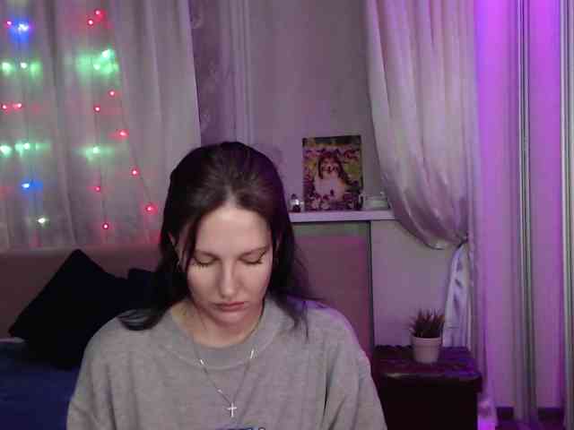 __--_-___---_-_-_- webcam
