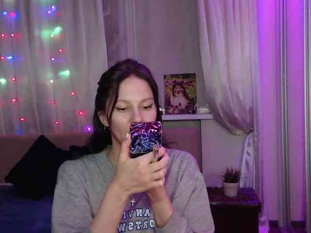 __--_-___---_-_-_- webcam