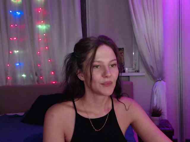 __--_-___---_-_-_- webcam
