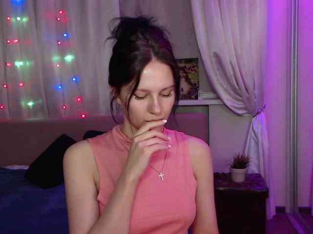 __--_-___---_-_-_- webcam