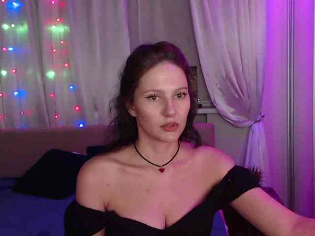 __--_-___---_-_-_- webcam