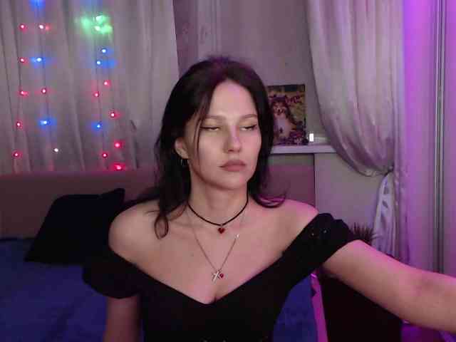 __--_-___---_-_-_- webcam