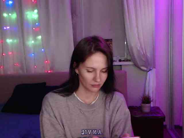 __--_-___---_-_-_- webcam