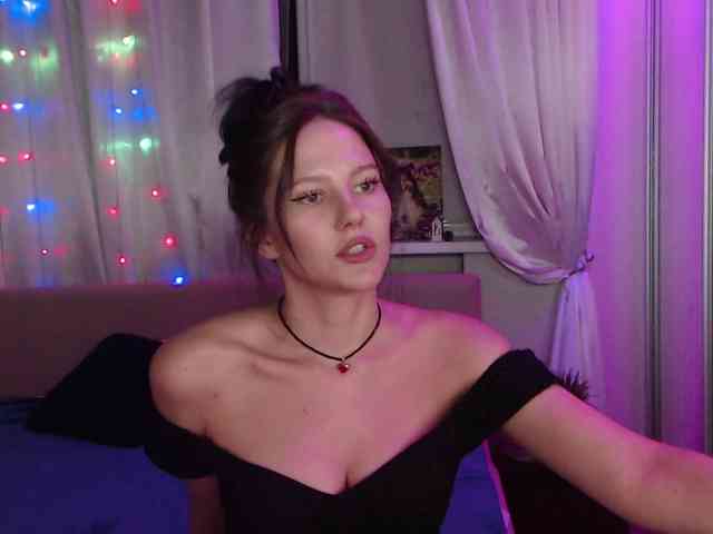 __--_-___---_-_-_- webcam