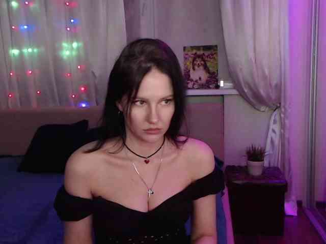 __--_-___---_-_-_- webcam