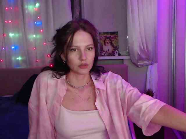__--_-___---_-_-_- webcam