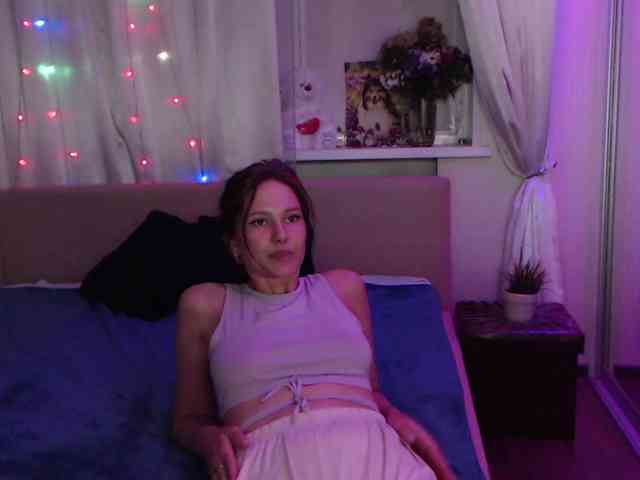Model: __--_-___---_-_-_-