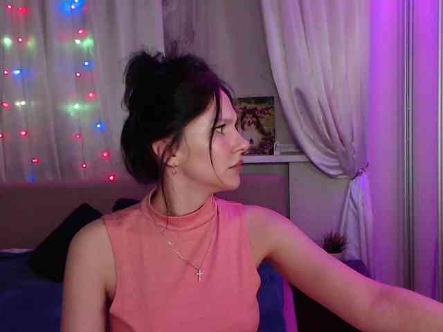 __--_-___---_-_-_- webcam