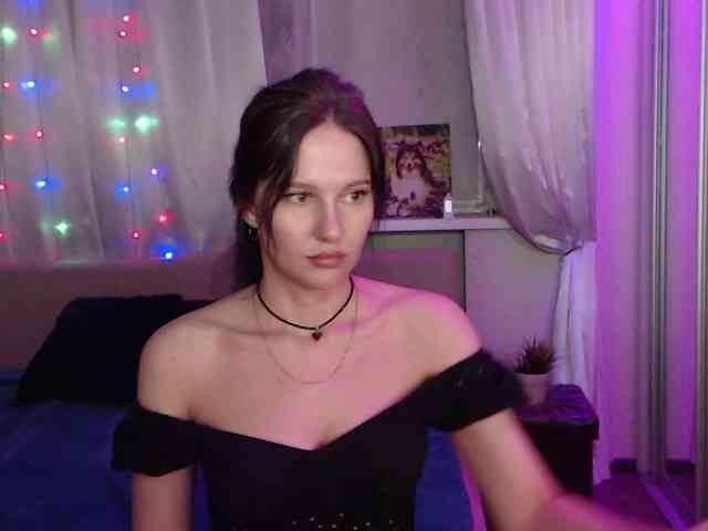 __--_-___---_-_-_- webcam