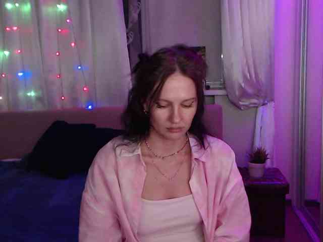 __--_-___---_-_-_- webcam