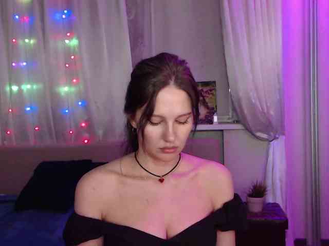 __--_-___---_-_-_- webcam