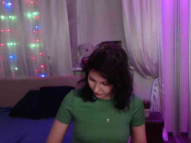 __--_-___---_-_-_- webcam