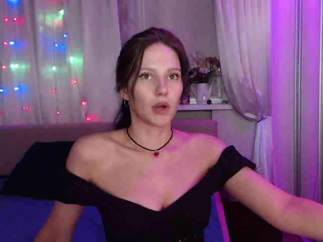 __--_-___---_-_-_- webcam