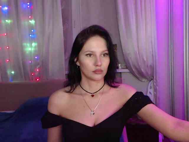 __--_-___---_-_-_- webcam