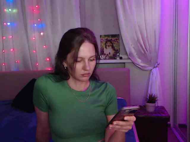 __--_-___---_-_-_- webcam