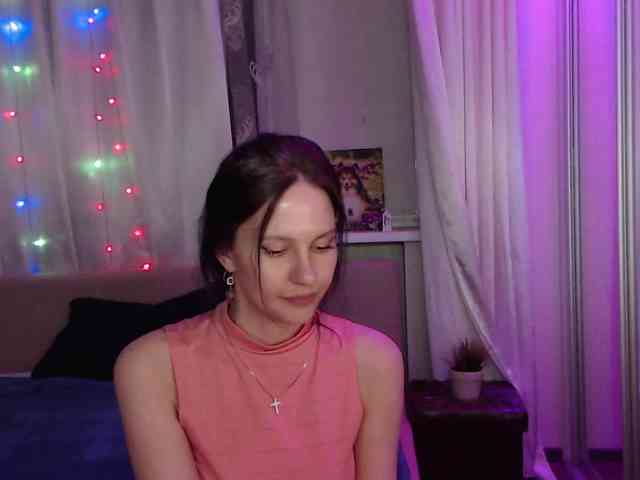 __--_-___---_-_-_- webcam