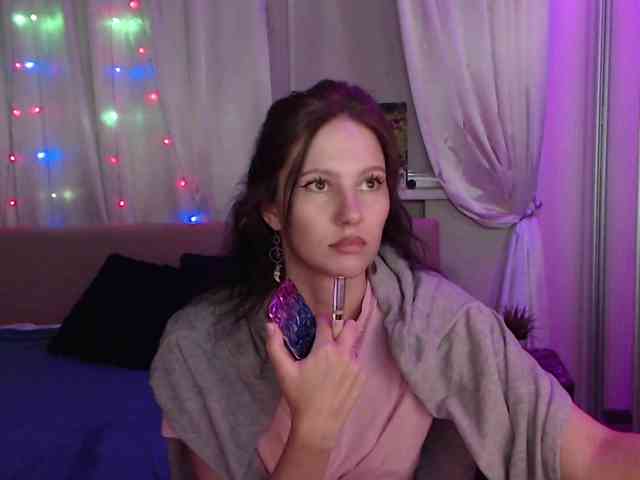 __--_-___---_-_-_- webcam