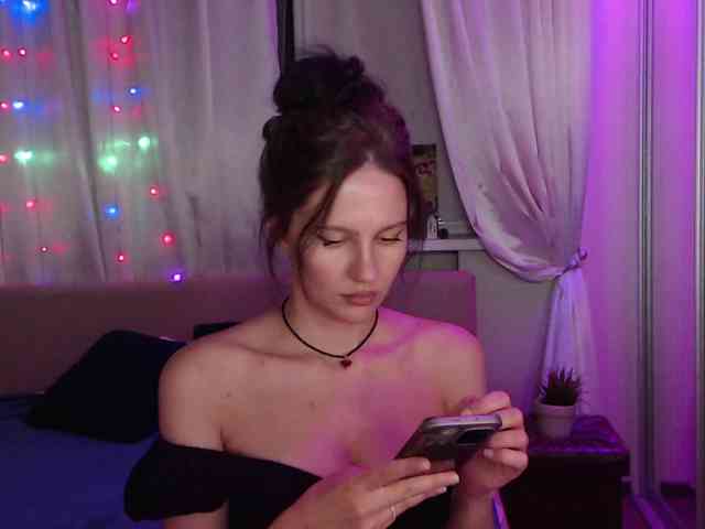 __--_-___---_-_-_- webcam