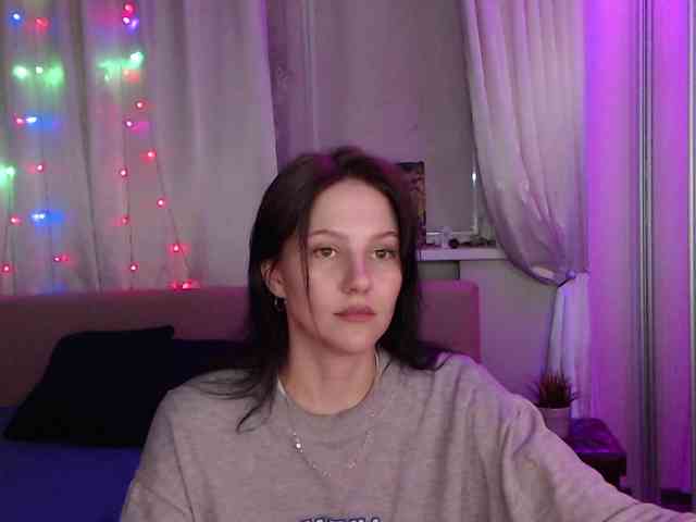 __--_-___---_-_-_- webcam