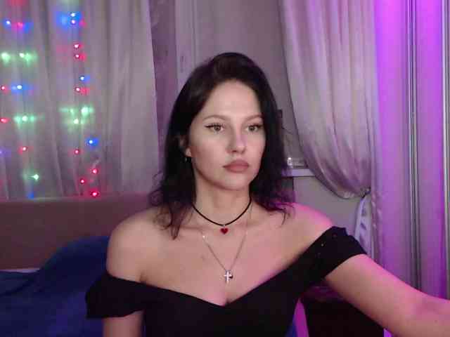 __--_-___---_-_-_- webcam