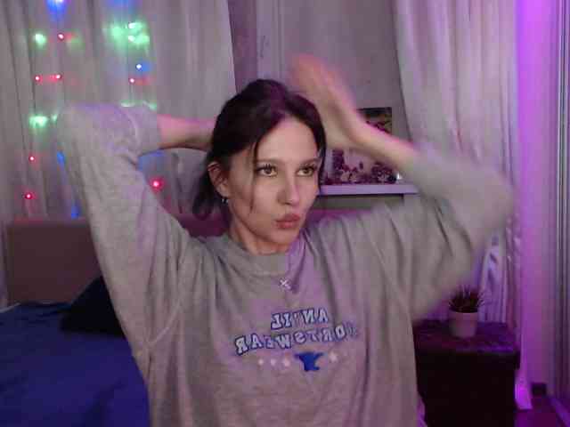 Model: __--_-___---_-_-_-