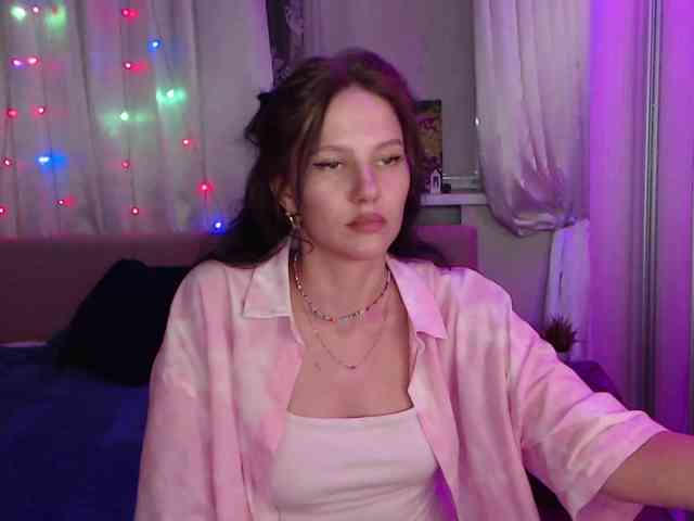 __--_-___---_-_-_- webcam