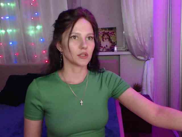 __--_-___---_-_-_- webcam
