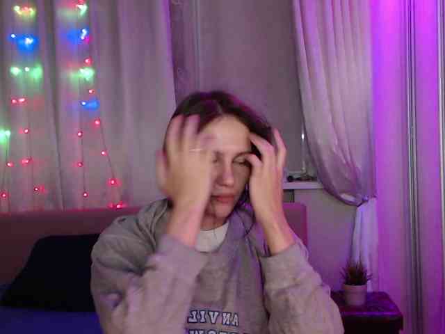 __--_-___---_-_-_- webcam