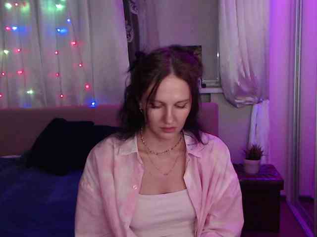 __--_-___---_-_-_- webcam