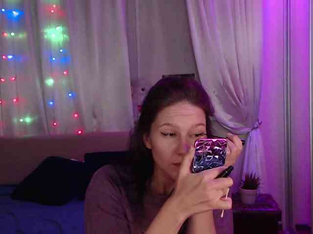 __--_-___---_-_-_- webcam