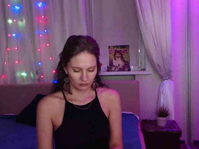 __--_-___---_-_-_- webcam