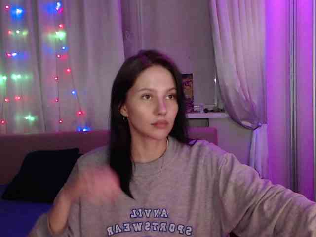 __--_-___---_-_-_- webcam