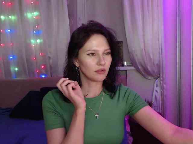 __--_-___---_-_-_- webcam