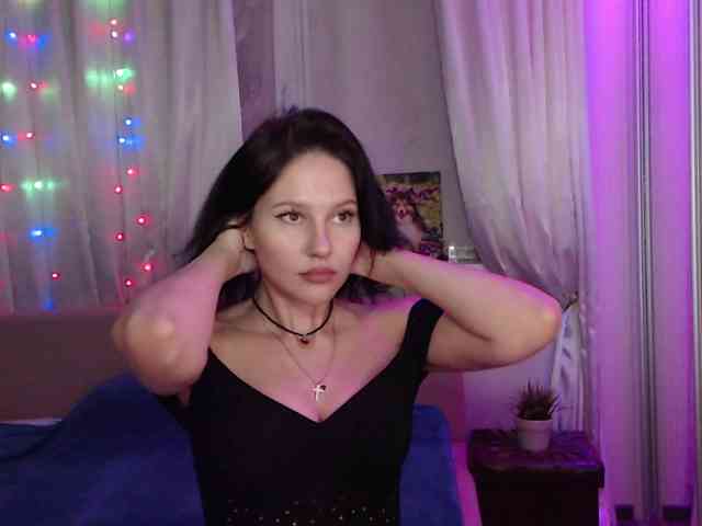 __--_-___---_-_-_- webcam