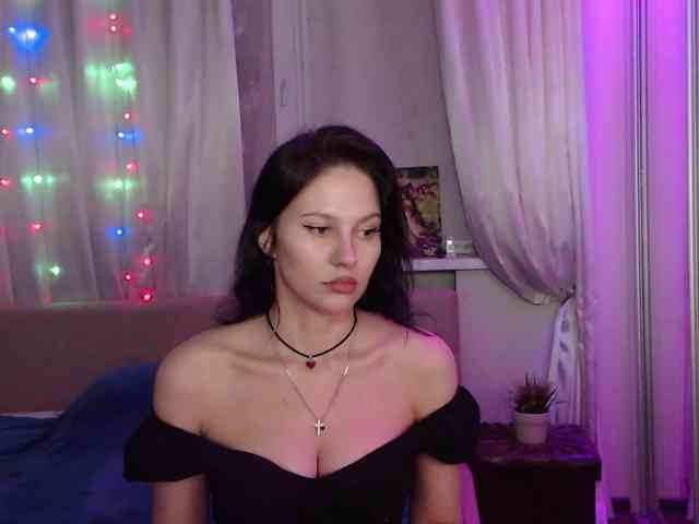 __--_-___---_-_-_- webcam