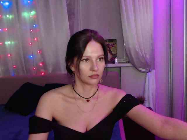 __--_-___---_-_-_- webcam