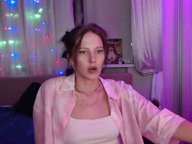__--_-___---_-_-_- webcam