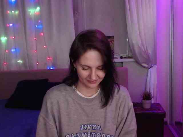 __--_-___---_-_-_- webcam