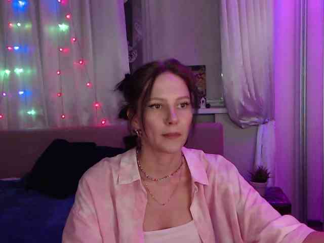 __--_-___---_-_-_- webcam