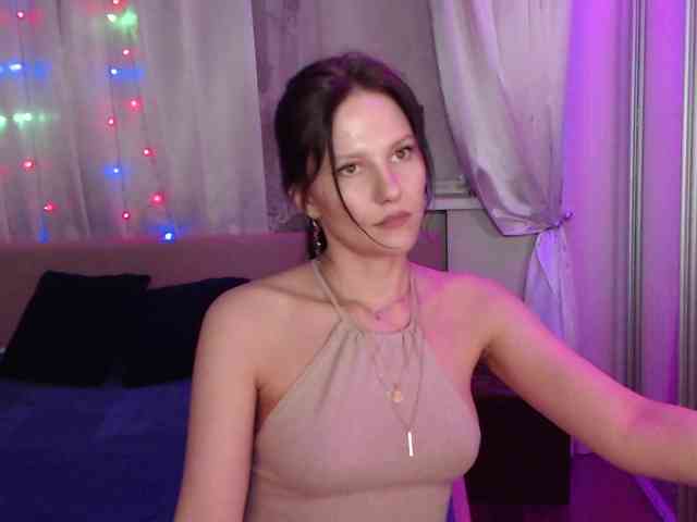 __--_-___---_-_-_- webcam
