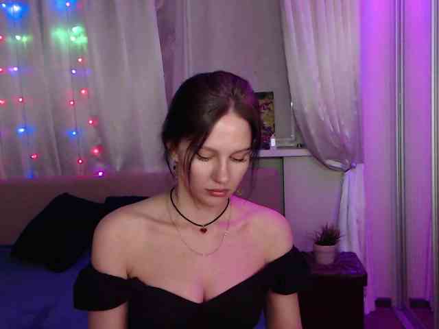 __--_-___---_-_-_- webcam