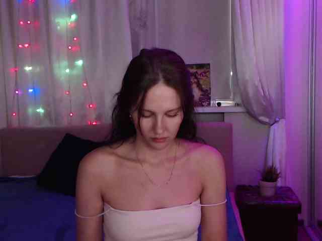 __--_-___---_-_-_- webcam