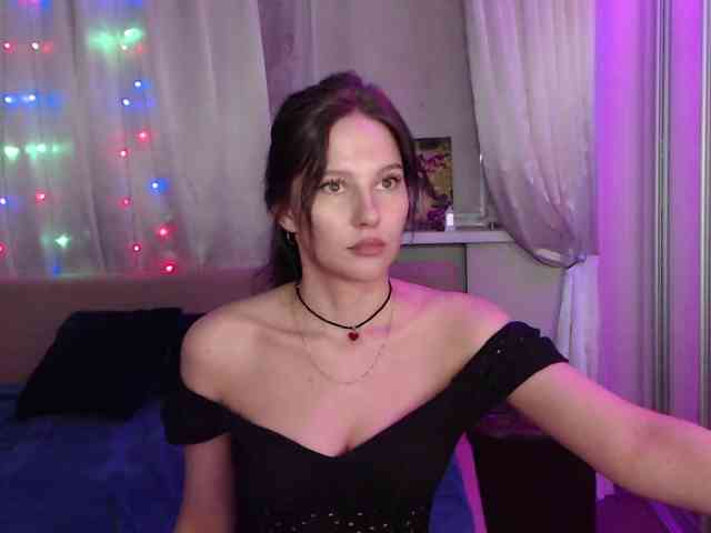 __--_-___---_-_-_- webcam