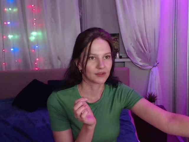 __--_-___---_-_-_- webcam