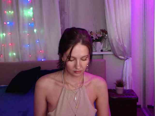 __--_-___---_-_-_- webcam