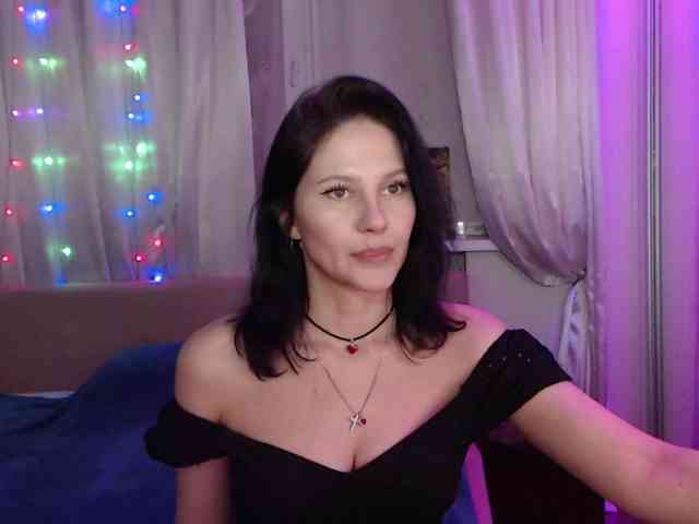 __--_-___---_-_-_- webcam