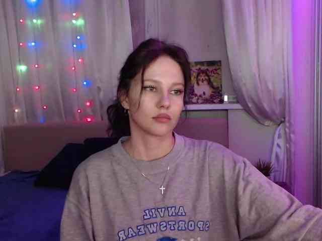 Model: __--_-___---_-_-_-